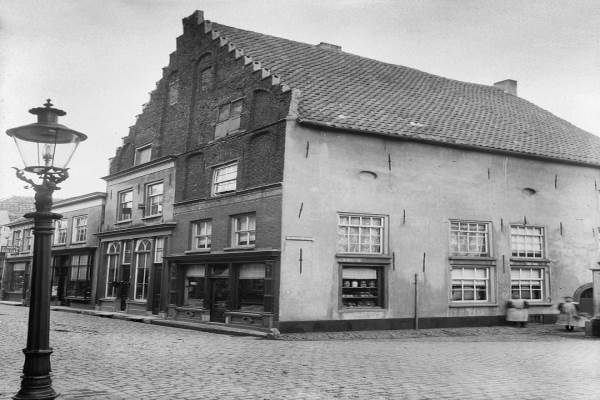 Woning Weerstraat 47 Tiel