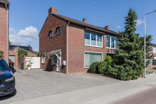 Woning Graetheide 56 Born