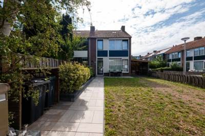 Woning Karel de Stoutestraat 24 Hellevoetsluis