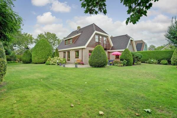 Woning Koorndijk 37 Tuitjenhorn