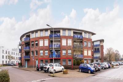 Woning Muiderslotpad 3 Hellevoetsluis