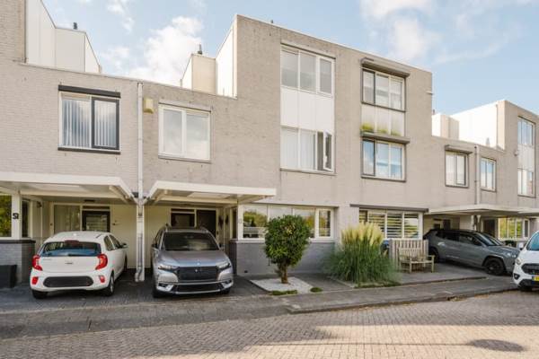 Woning Marga Klompéstraat 53 Spijkenisse