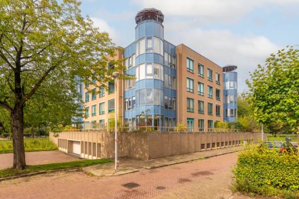 Woning Zomervlinderberm 64 Houten