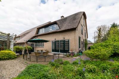 Woning Charloisse Lagedijk 534 Rotterdam