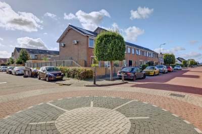 Woning Julianastraat 69 Zuidland