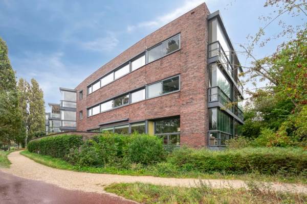 Woning IJsvogelhof 18 Leiden