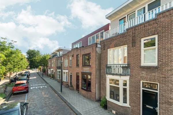 Woning Raadhuisstraat 11 Diemen