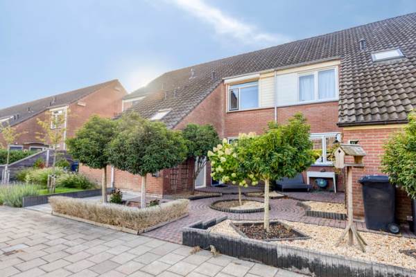 Woning Prunusstraat 24 's-Gravenpolder