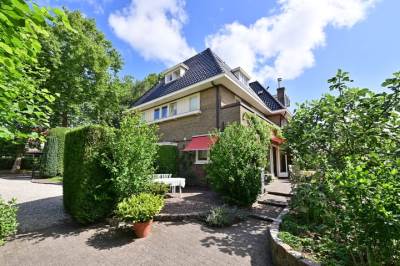 Woning Burgemeester s'Jacoblaan 2A Bussum