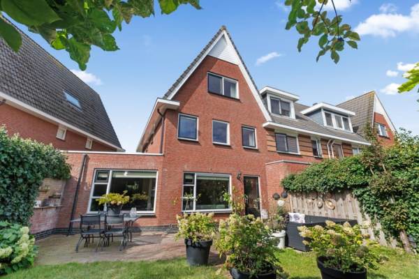 Woning Kamgras 33 Houten