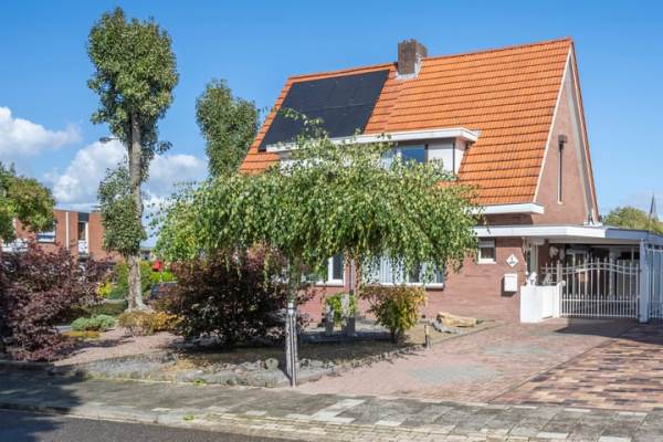 Woning Rector Fischerstraat 1 Landgraaf