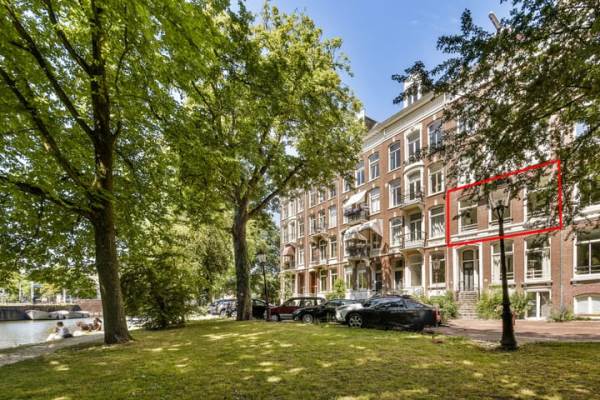Woning Spinozastraat 15 Amsterdam