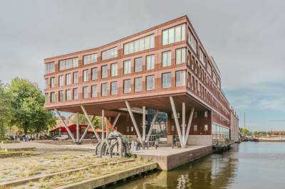 Woning Barentszplein 6V Amsterdam