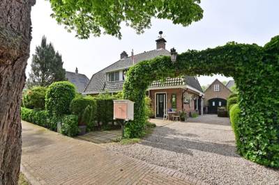 Woning Iepenlaan 11 Huizen