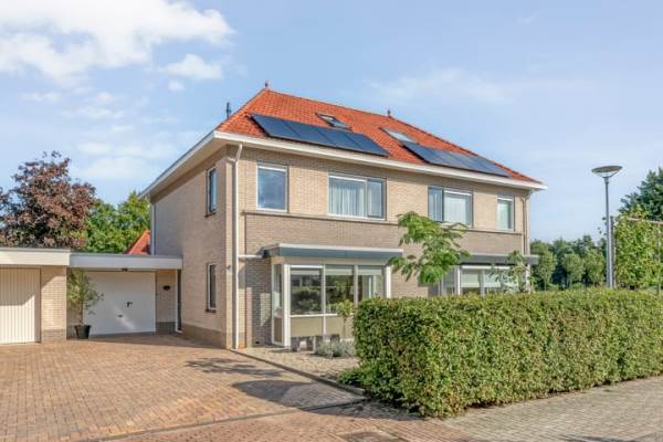 Woning Luzernevlinder 107 Meppel