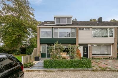 Woning Warmoeziershof 65 Hendrik-Ido-Ambacht