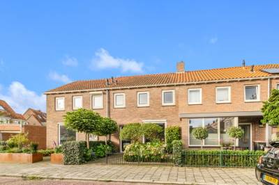 Woning JW van Veenstraat 3 Heemskerk