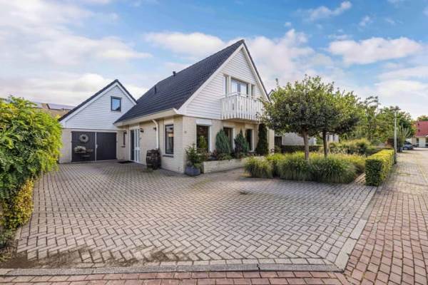 Woning Zeeuws-Vlaanderen 25 Emmeloord