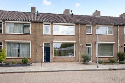 Woning Mr. van der Brugghenstraat 17 Waalwijk