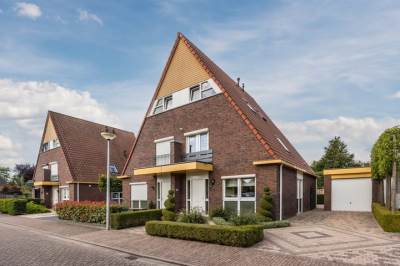 Woning Piet Stoffelenstraat 16 Steenbergen (NB)
