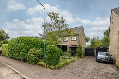 Woning Van Boetzelaerlaan 22 Leusden