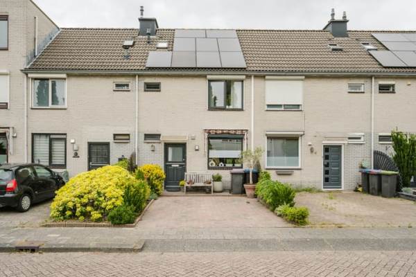 Woning Amazonestraat 51 Spijkenisse
