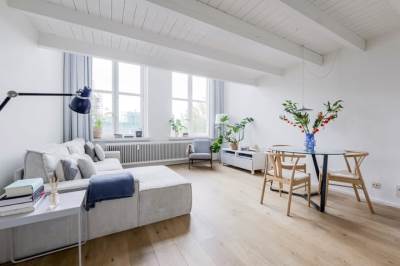 Woning Rapenburgerplein 77 Amsterdam