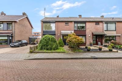 Woning Van Hallstraat 10 Elst (GE)