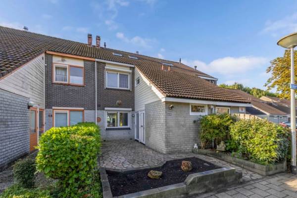 Woning Middelplaat 56 Emmeloord