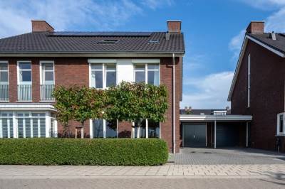 Woning Bruine Eikenpage 60 Tiel