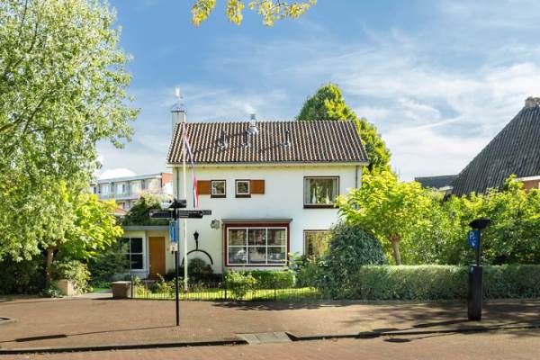 Woning Dr. Lovinklaan 32 Alphen aan den Rijn