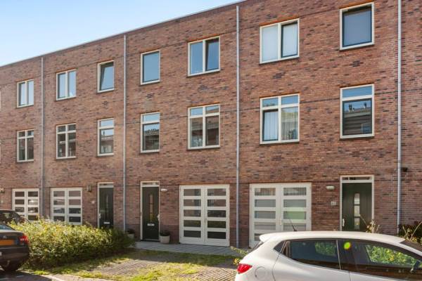 Woning van Ruisdaelstraat 58 Zwijndrecht