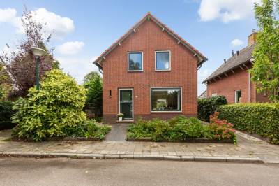 Woning Burg. Brediusstraat 3 Kamerik