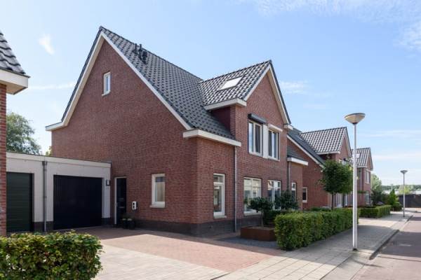 Woning Prinses Margrietlaan 26 Oud-Alblas