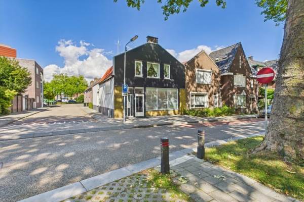 Woning van Steenbergenlaan 2 Terneuzen