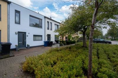 Woning Jimmy Brownstraat 10 Almere