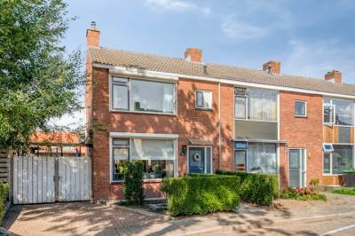 Woning Wilhelminastraat 1 Hoek