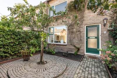 Woning Voorburgstraat 8 Loenersloot