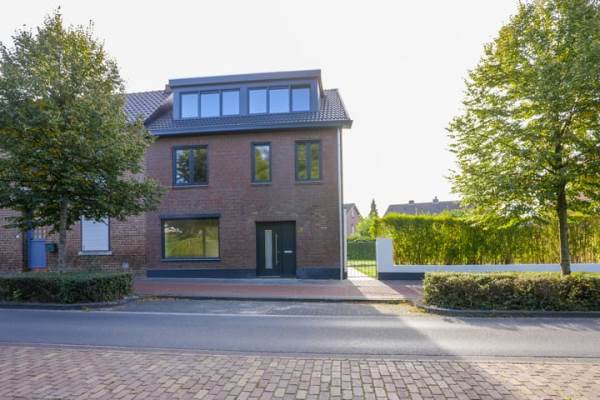 Woning Rijksweg Noord 95 Geleen