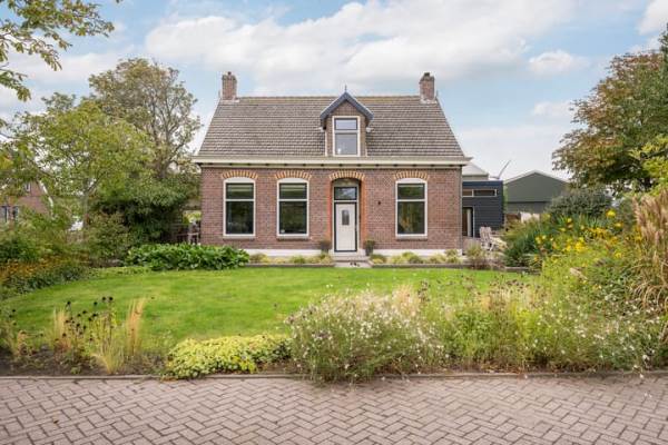 Woning Hogeweg 67 Sint-Maartensdijk