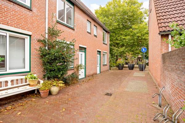 Woning Van der Lubbehof 2 Leiden