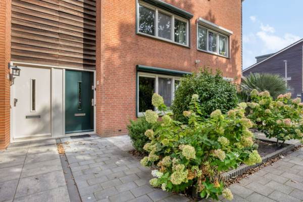 Woning Nieuwe Wetering 219 Hoogvliet Rotterdam