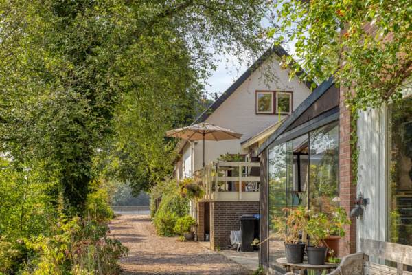 Woning Noorderhemweg 31 Roelofarendsveen