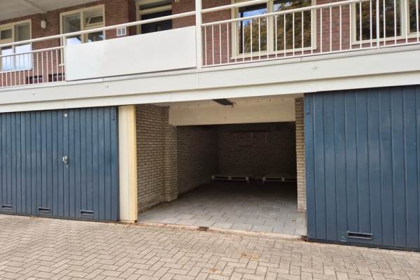 Garage Okeghemlaan 8 Breda