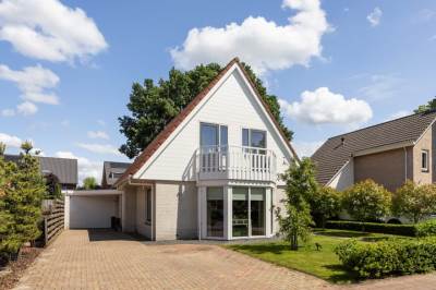 Woning Dirk van Weelaan 13 Hooglanderveen