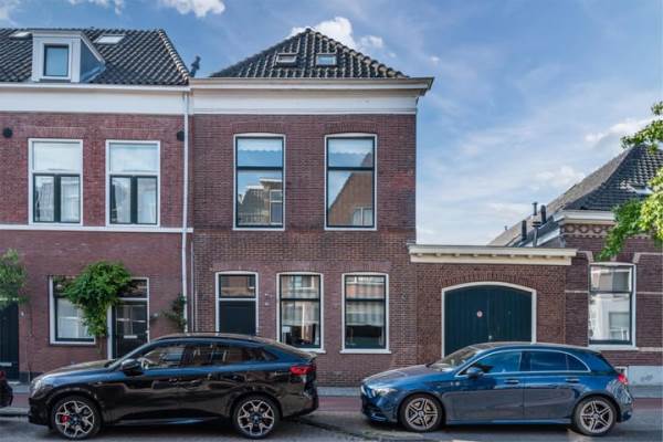 Woning Lage Rijndijk 24A Leiden
