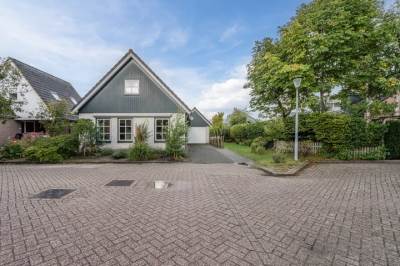 Woning De Regenboog 16 Tuitjenhorn