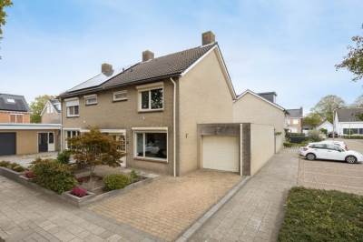 Woning Valkendonk 27 St. Willebrord