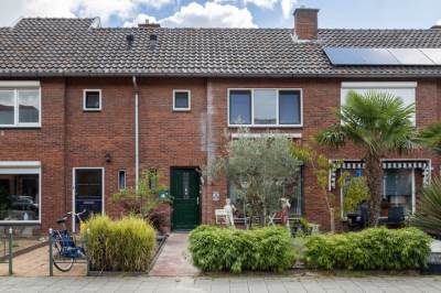 Woning Jan Tooropstraat 8 Almelo