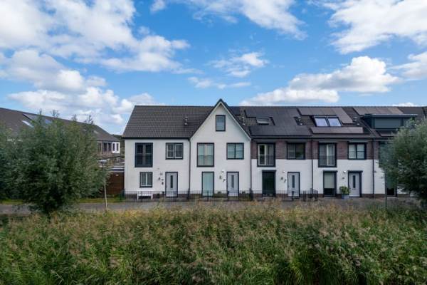 Woning Damarapad 11 Almere